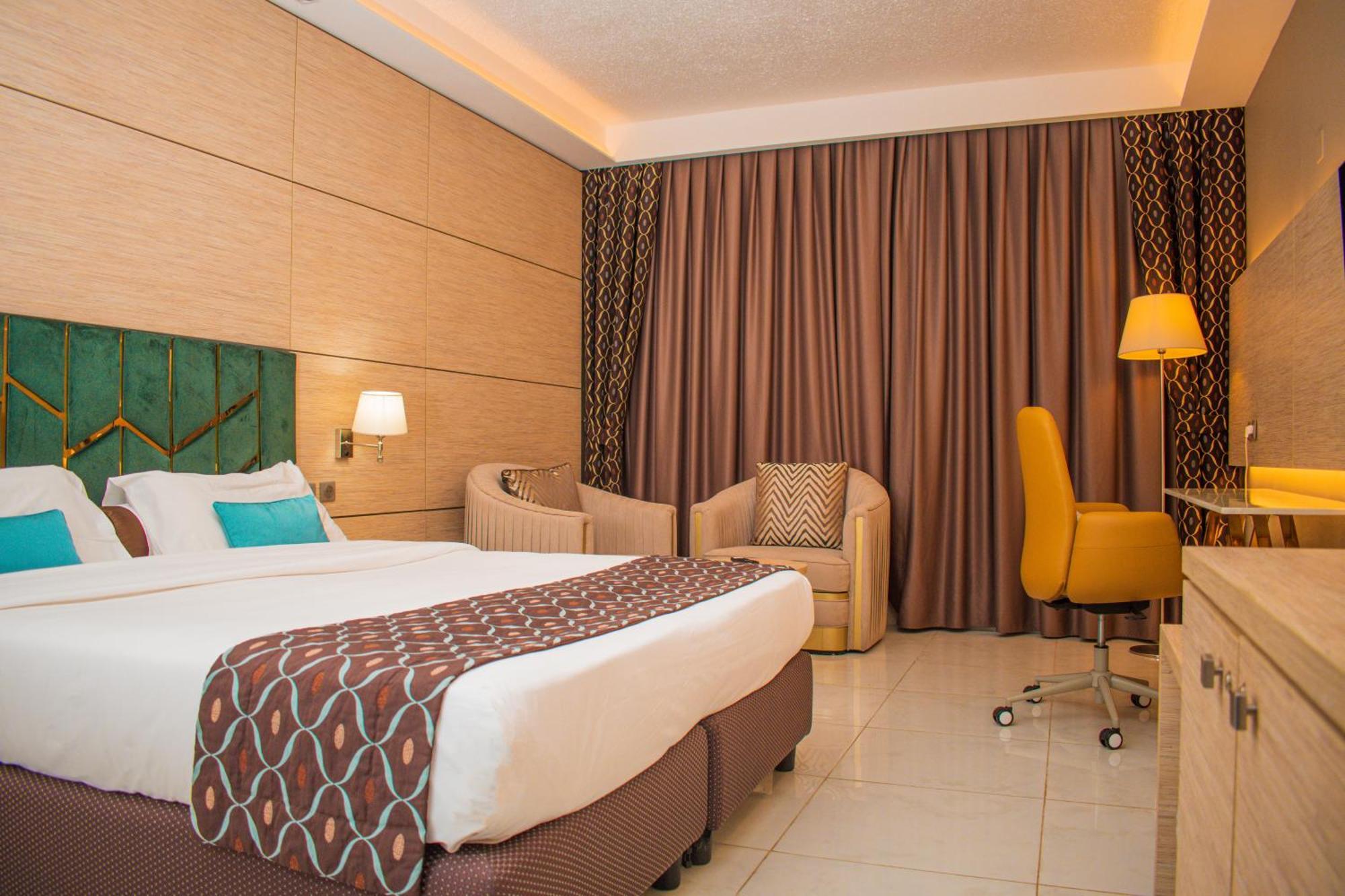 Hotel Sarakawa Lomé Zewnętrze zdjęcie