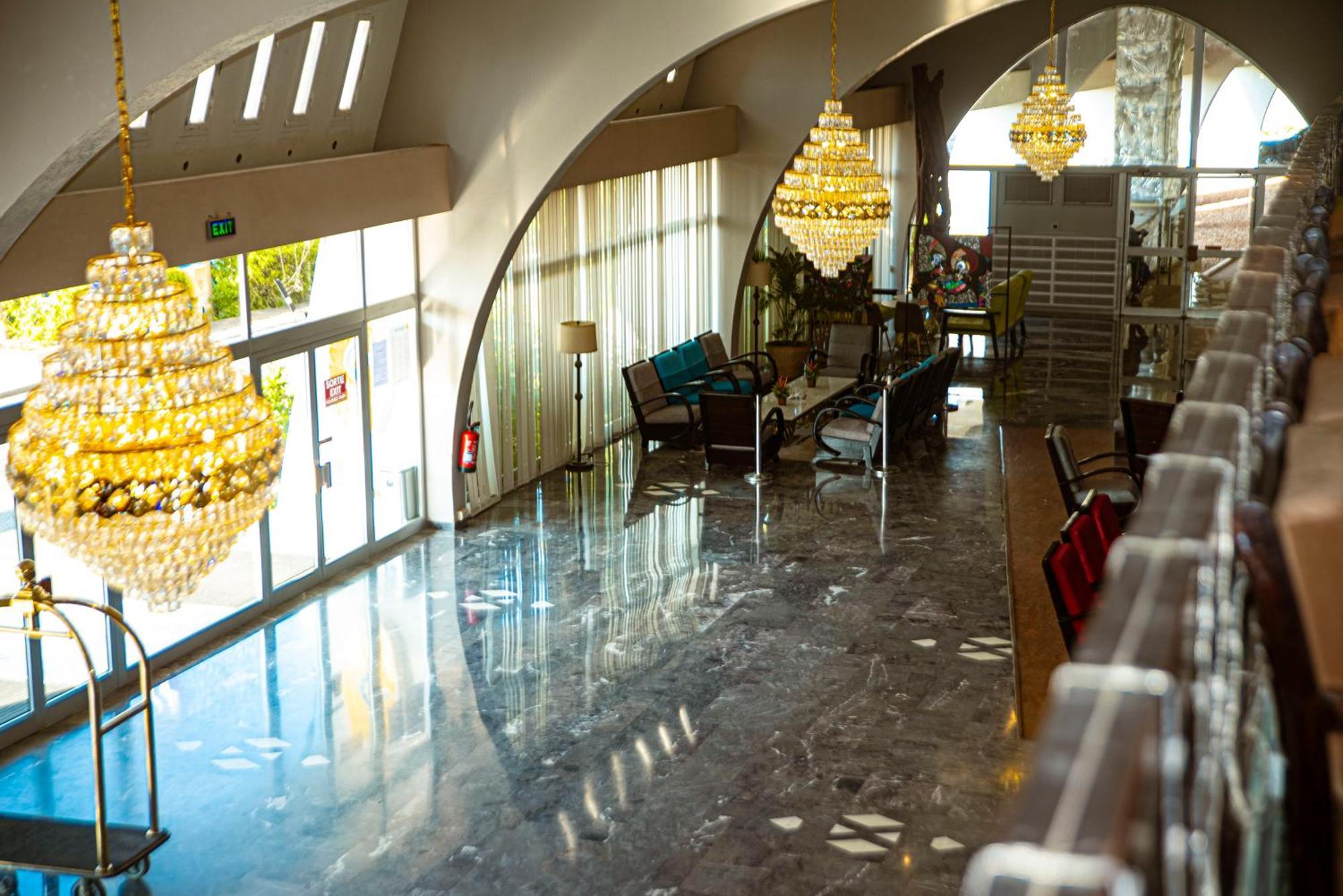 Hotel Sarakawa Lomé Zewnętrze zdjęcie