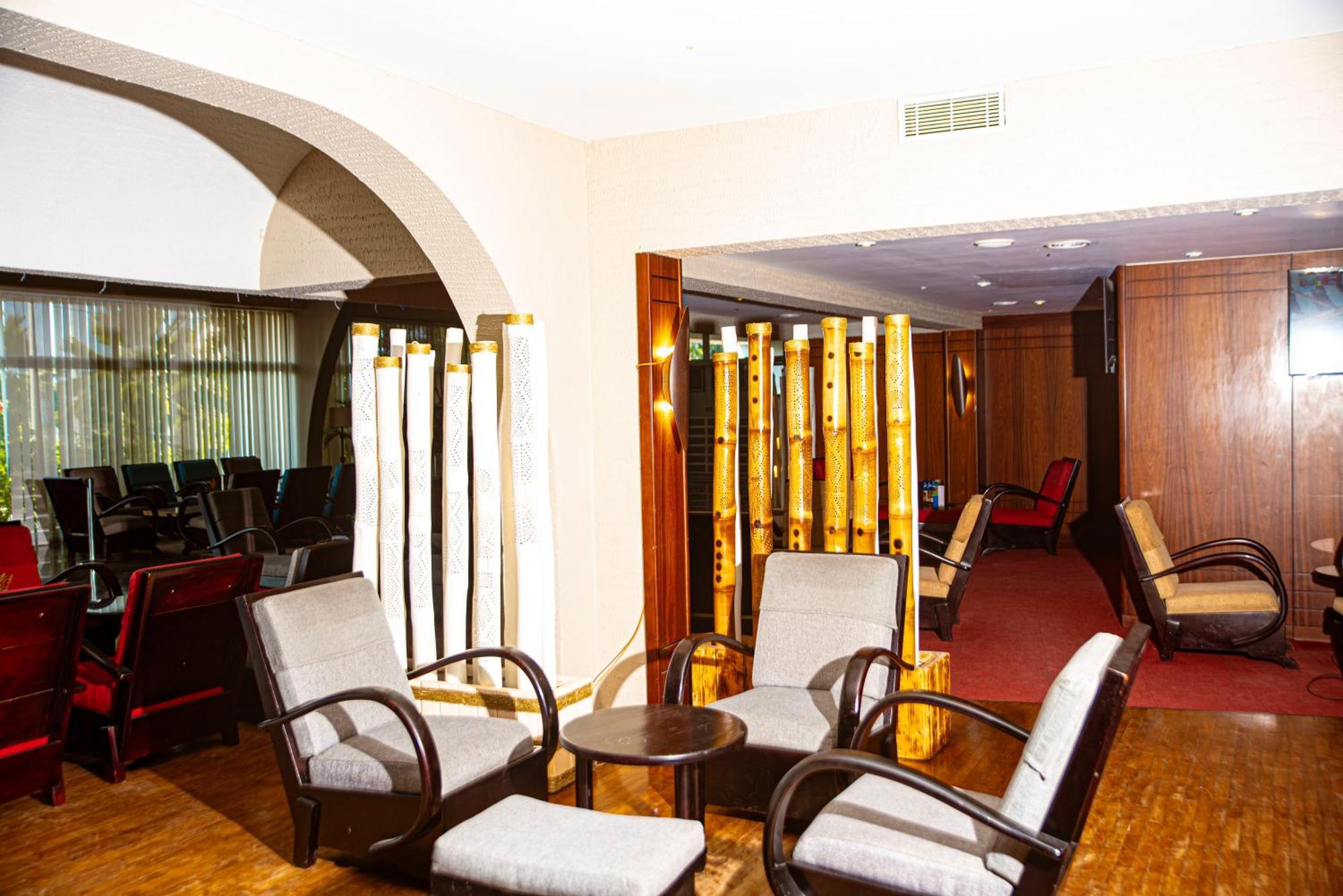 Hotel Sarakawa Lomé Zewnętrze zdjęcie